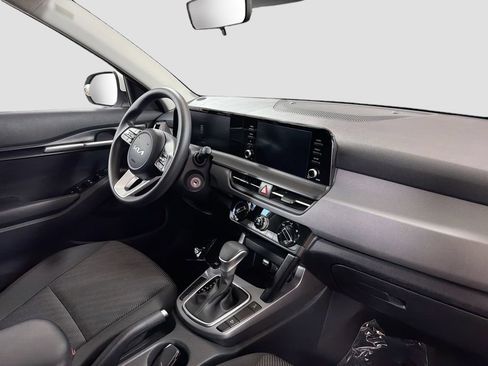 Used 2024 Kia Seltos LX AWD/4WD image 28