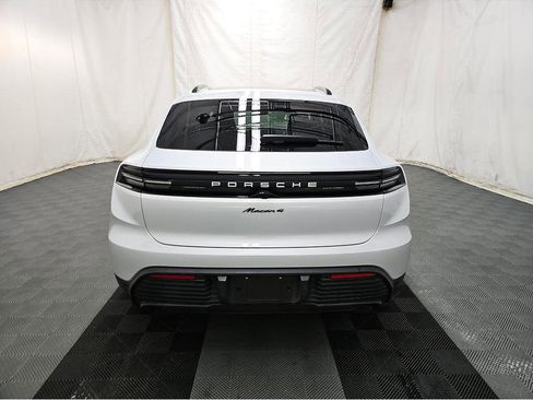 Used 2025 Porsche Macan 4 Electric w/ Premium Package AWD/4WD image 5