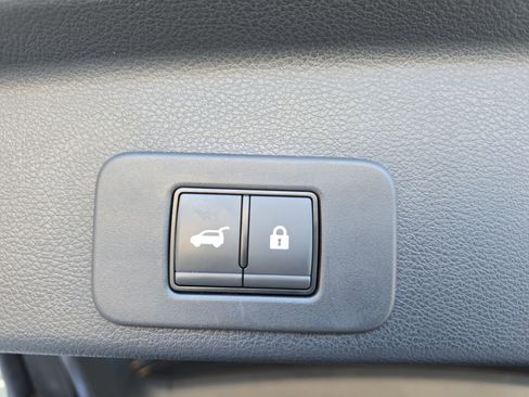 Used 2025 Nissan Murano SL AWD/4WD image 13