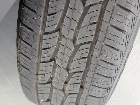 Used 2022 Toyota Highlander XLE image 30