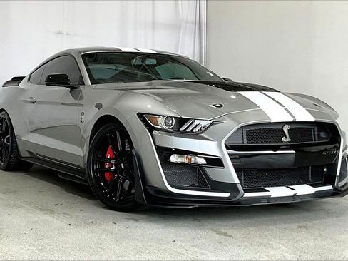 Used 2020 Ford Mustang Shelby GT500 w/ Technology Package image 1