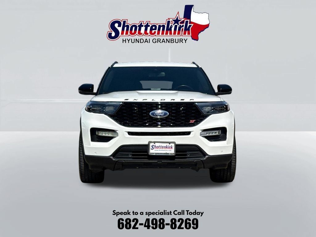 Used 2020 Ford Explorer ST w/ Premium Technology Package AWD/4WD image 2