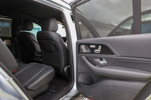 Used 2026 Mercedes-Benz GLS 63 AMG 4MATIC image 59
