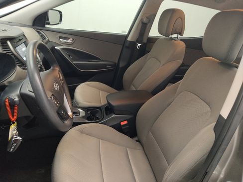 Used 2017 Hyundai Santa Fe Sport w/ 2.4L Value Package 06 image 17