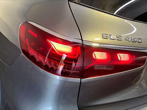 New 2026 Mercedes-Benz GLS 450 4MATIC image 5