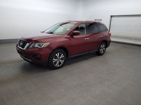 Used 2018 Nissan Pathfinder SV AWD/4WD image 2
