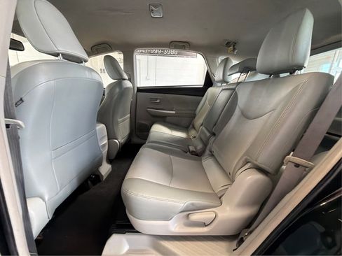 Used 2014 Toyota Prius V Five FWD image 10