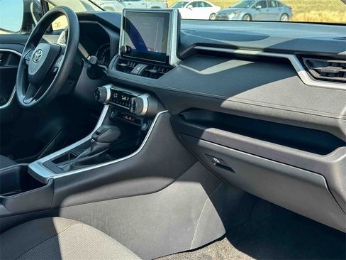 Certified 2025 Toyota RAV4 XLE image 21