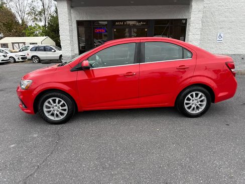 Used 2017 Chevrolet Sonic LT image 31