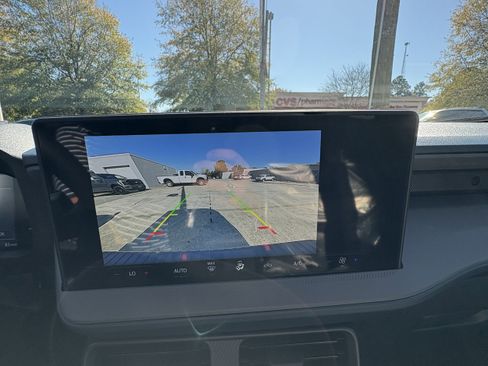 New 2025 Ford Maverick XL w/ Equipment Group 102A image 16