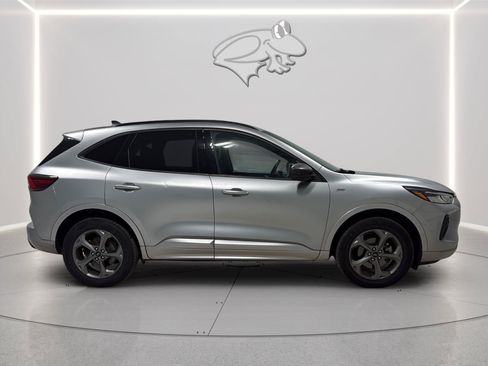 Certified 2024 Ford Escape ST-Line AWD/4WD image 6