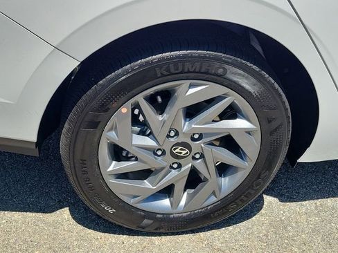 New 2026 Hyundai Elantra Hybrid FWD image 26