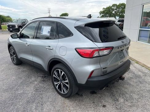 Used 2021 Ford Escape SEL w/ SEL Stealth AWD Package image 7