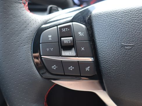Used 2025 Ford Explorer ST AWD/4WD image 18
