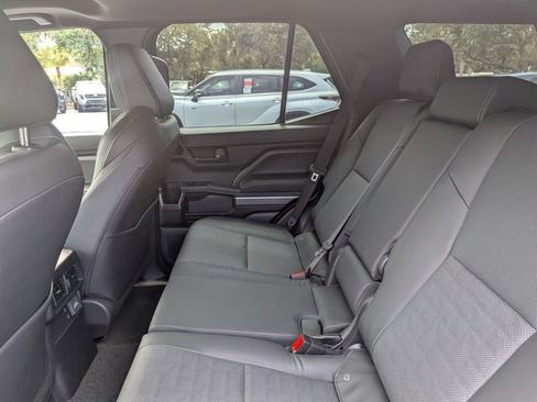 Used 2025 Toyota 4Runner TRD Off-Road Premium AWD/4WD image 14