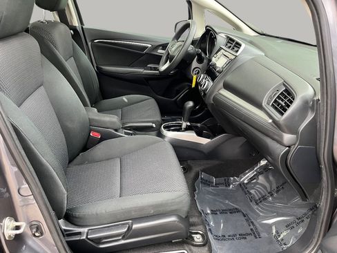Used 2018 Honda Fit LX image 19