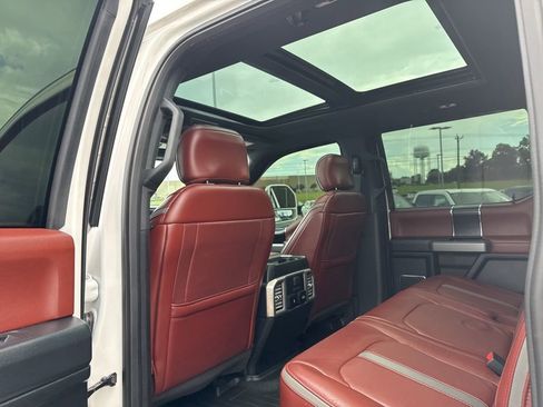 Used 2019 Ford F250 Platinum w/ FX4 Off-Road Package image 21