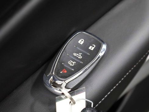 Used 2016 Chevrolet Camaro SS image 35