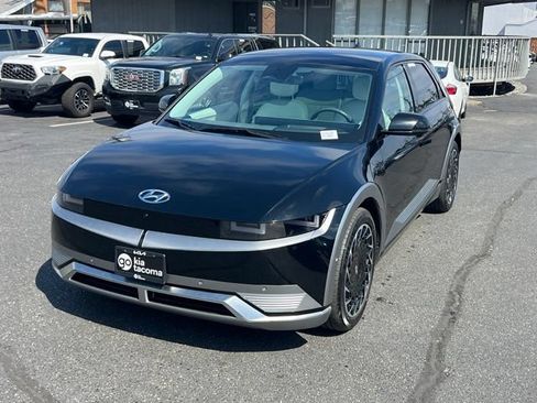 Used 2023 Hyundai Ioniq 5 Limited w/ Cargo Package AWD/4WD image 3