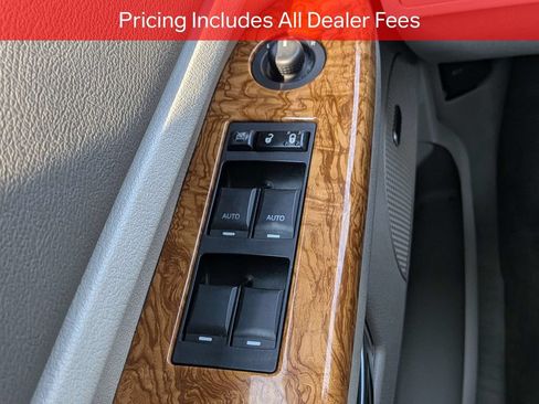 Used 2010 Jeep Grand Cherokee Limited w/ Trailer Tow Group AWD/4WD image 26
