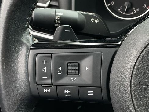 Used 2023 Nissan Rogue SL w/ SL Premium Package image 23