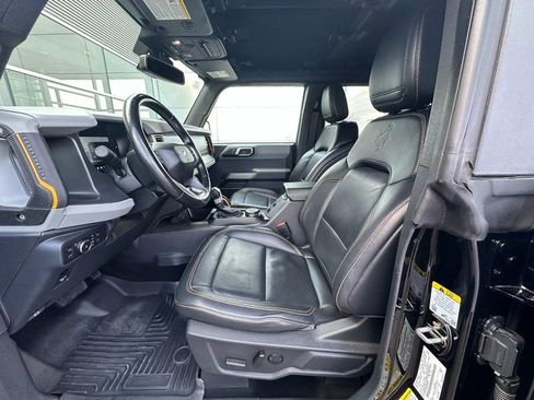 Used 2022 Ford Bronco Badlands image 7