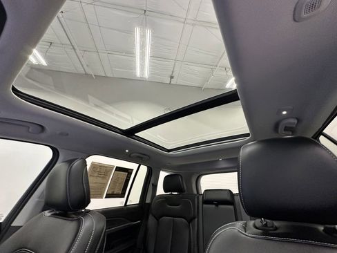 Used 2023 Jeep Grand Cherokee Limited w/ Trailer Tow Prep Group (B) image 33