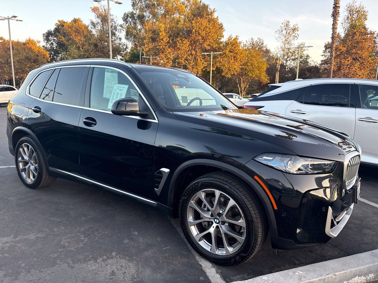 Used 2025 BMW X5 sDrive40i w/ Climate Comfort Package RWD image 1