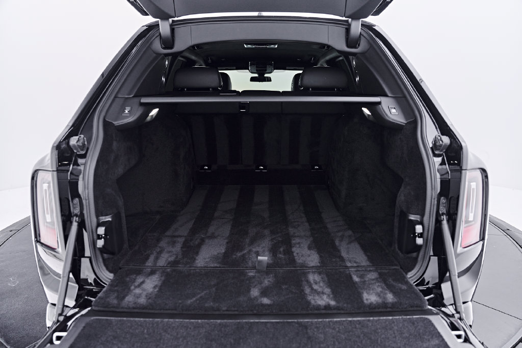 Used 2025 Rolls-Royce Cullinan Black Badge AWD/4WD image 25