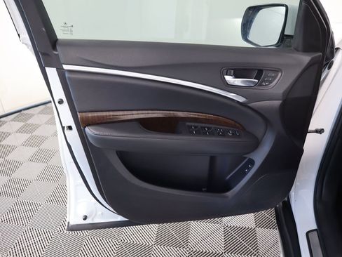 Used 2020 Acura MDX SH-AWD image 25