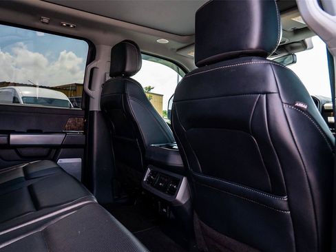 Used 2023 Ford F250 Lariat w/ Lariat Ultimate Package AWD/4WD image 22