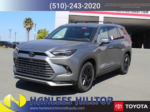 New 2026 Toyota Grand Highlander MAX Platinum image 3