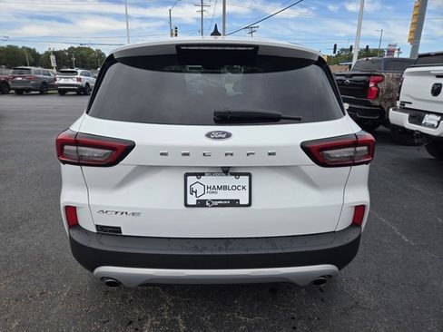 Certified 2025 Ford Escape Active FWD image 6