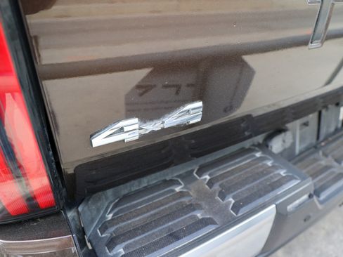 Used 2023 Toyota Tundra Limited image 11