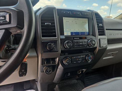Used 2020 Ford F350 XL w/ STX Appearance Package AWD/4WD image 13