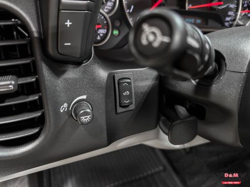 Used 2008 Chevrolet Corvette Convertible w/ Preferred Equipment Group image 21