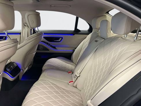 Certified 2022 Mercedes-Benz S 580 4MATIC Sedan image 12