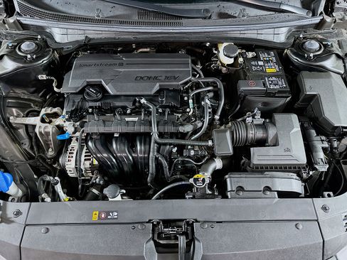 Used 2025 Kia K4 LXS image 32