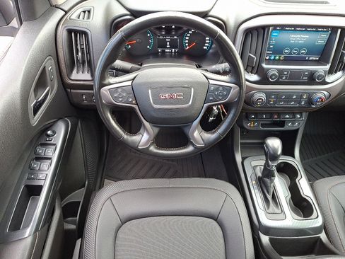 Used 2022 GMC Canyon AT4 image 11