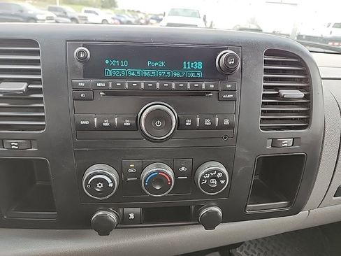 Used 2009 Chevrolet Silverado 1500 W/T AWD/4WD image 18