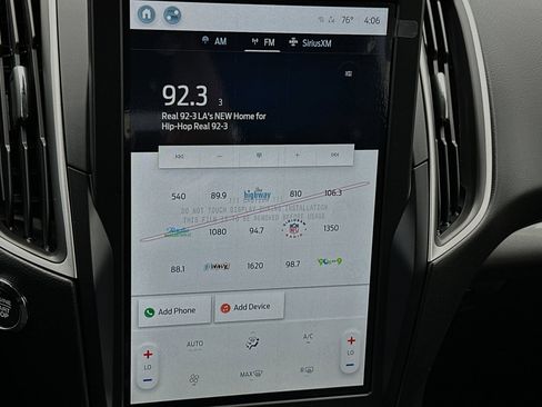 New 2024 Ford Edge SE w/ Black Appearance Package image 16