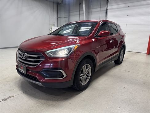 Used 2017 Hyundai Santa Fe Sport AWD/4WD image 2