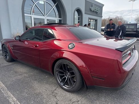 Used 2022 Dodge Challenger R/T Scat Pack image 14