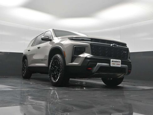 Used 2026 Chevrolet Traverse Z71 w/ Driver Confidence Package AWD/4WD image 22