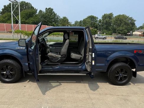 Used 2015 Ford F150 XLT w/ Equipment Group 301A Mid AWD/4WD image 19