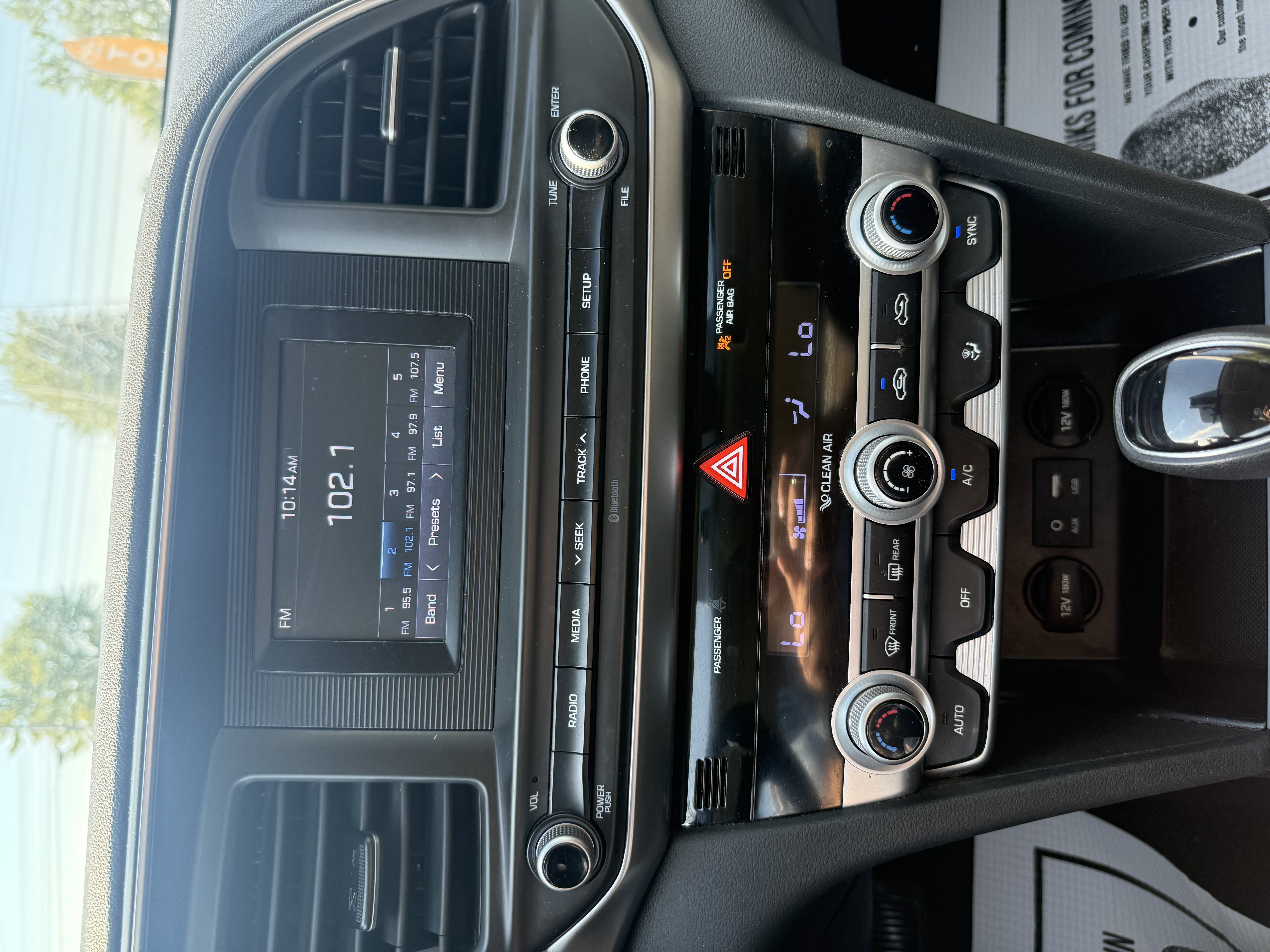 Used 2020 Hyundai Elantra SE w/ Cargo Package (C1) FWD image 14