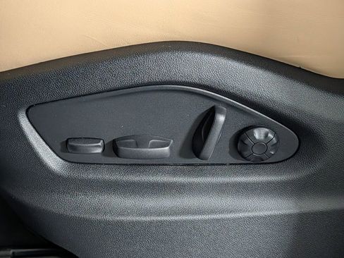 New 2026 Porsche Cayenne image 29