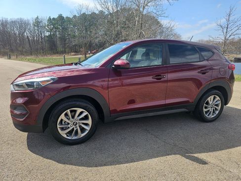 Used 2017 Hyundai Tucson SE image 11