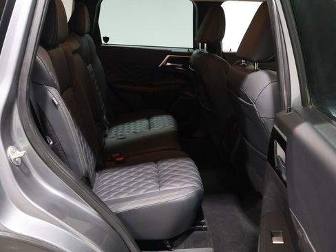 Used 2022 Mitsubishi Outlander SEL image 22