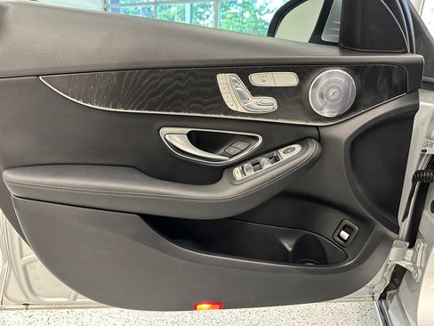 Used 2017 Mercedes-Benz C 300 Luxury image 16